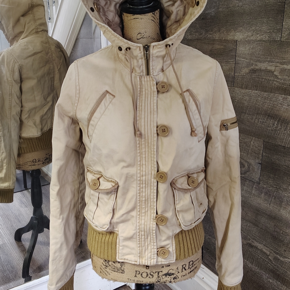 Ambercombie & Fitch Women's Cream Hooded Jacket